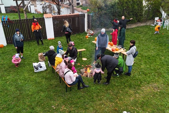 Halloweenská zahradní slavnost 1