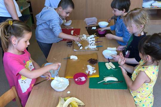 Chefs in Training - Banana Pops  1