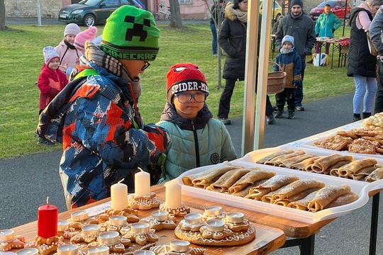 Vánoční jarmark a prezentace kuchyně  1