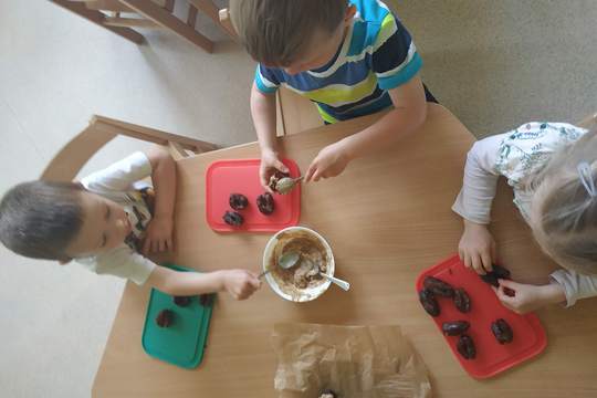 Chefs in Training - Stuffed Dates 1