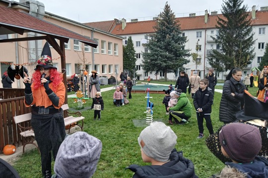 Halloweenská zahradní slavnost 1