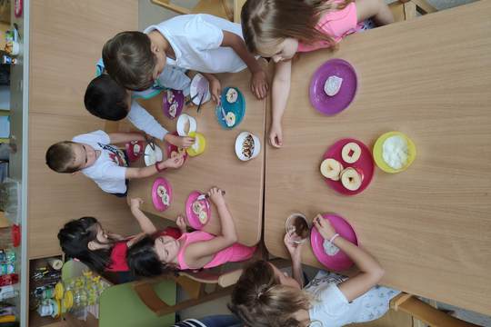 Chefs in Training - Apple Donuts  1